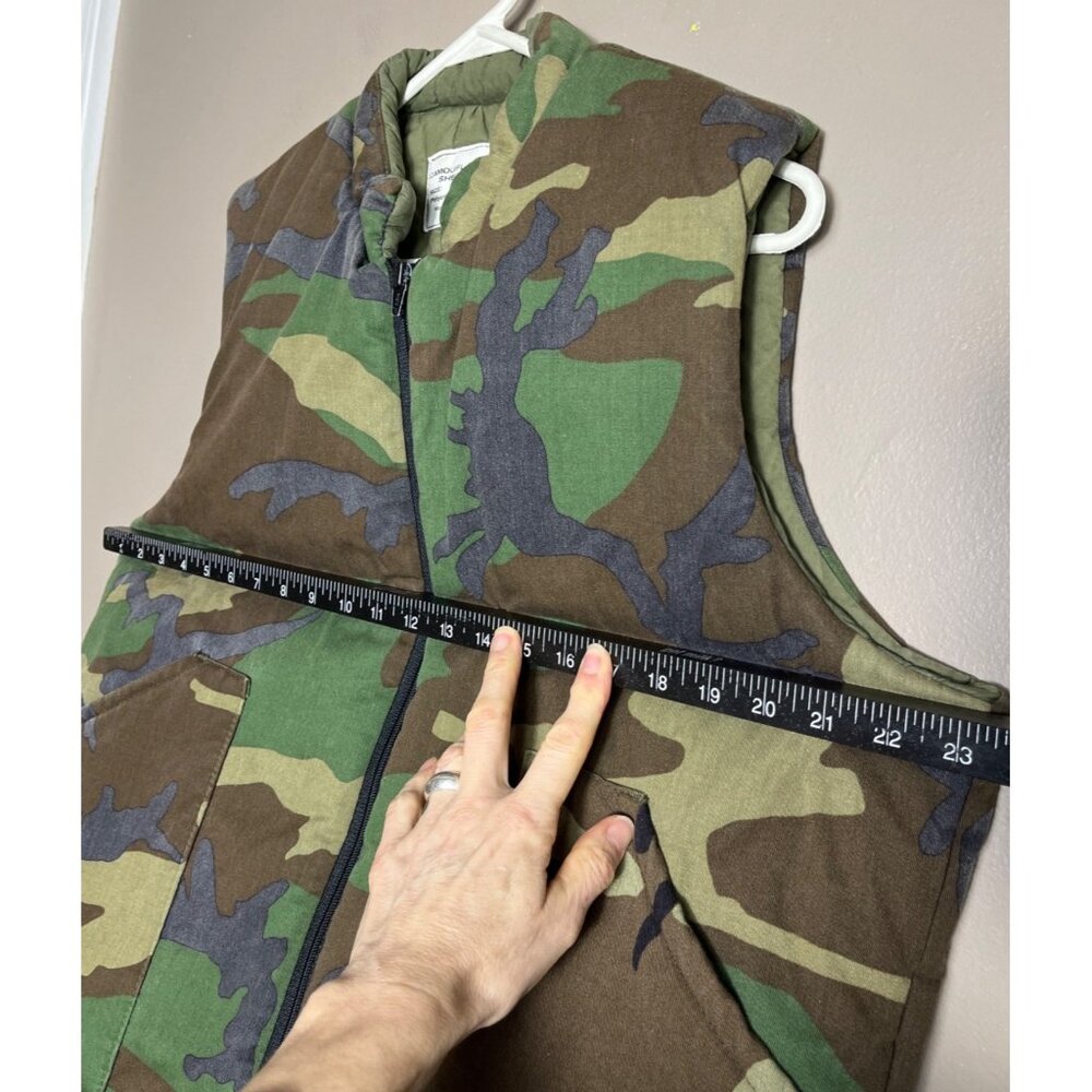 Camouflage Shell Puffer Vest Woodland Twill Cold Weather Hunt Gorpcore USA Men L - Picture 6 of 7